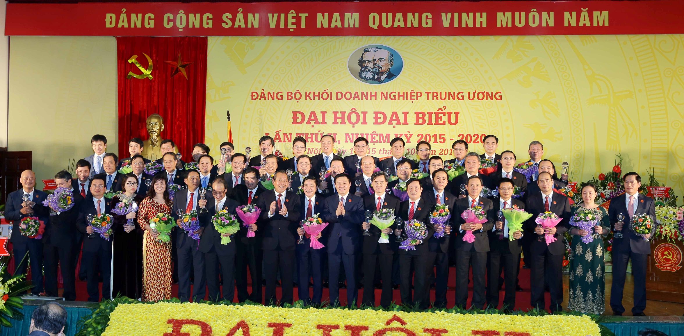 Công đoàn cơ sở Trụ sở chính BHTGVN tổng kết Cuộc thi ảnh “Khoảnh khắc gia đình vô giá”